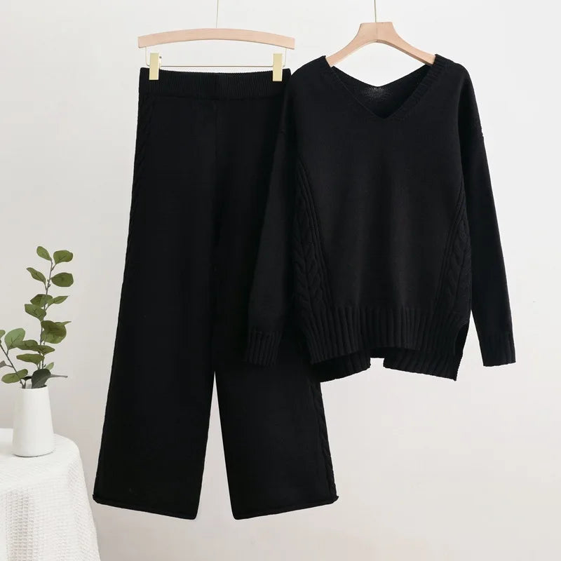 UrbanChic V-Neck Knit 2-Piece Set