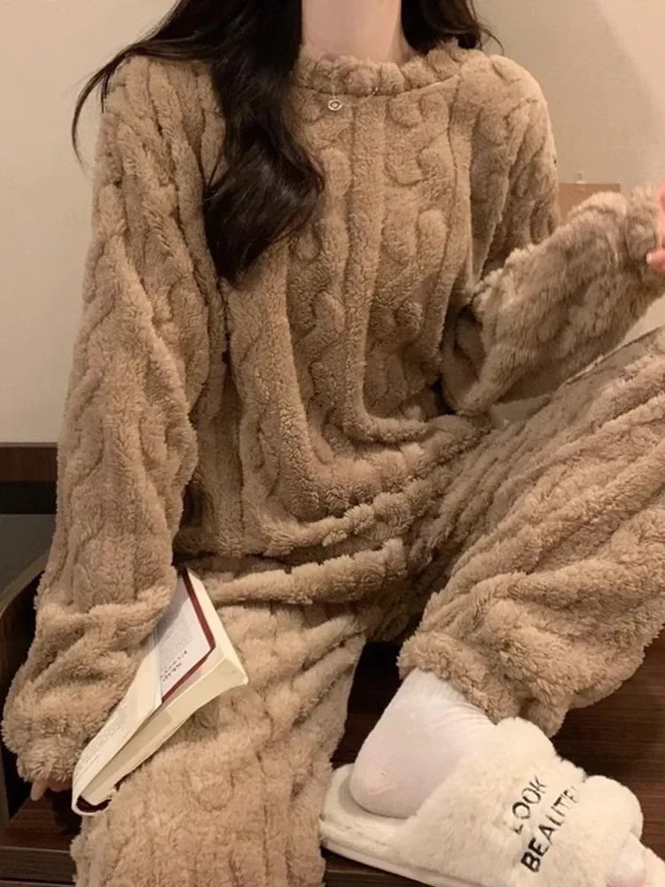 WarmHug Women’s Sleepwear