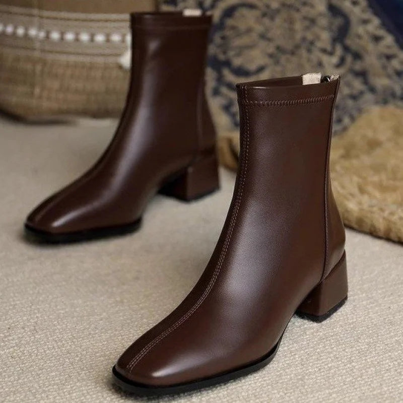 Linea Chunk Heel Boots